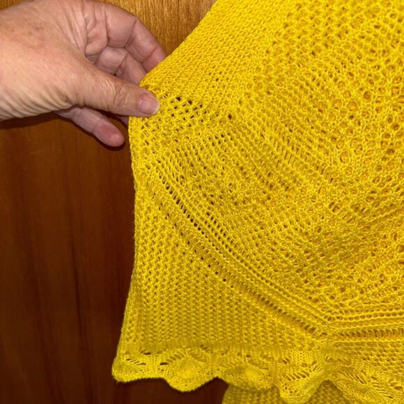 Almost Famous Knitted Skirt Top Set Women Yellow Sleeveless Elastic Waist 3X - Picture 6 of 13